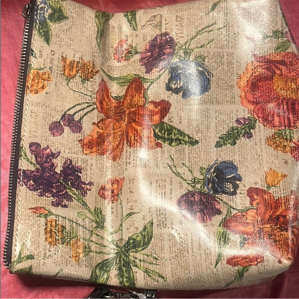 Patricia Nash Valerie Fold-over Wristlet NWT - Picture 4 of 8